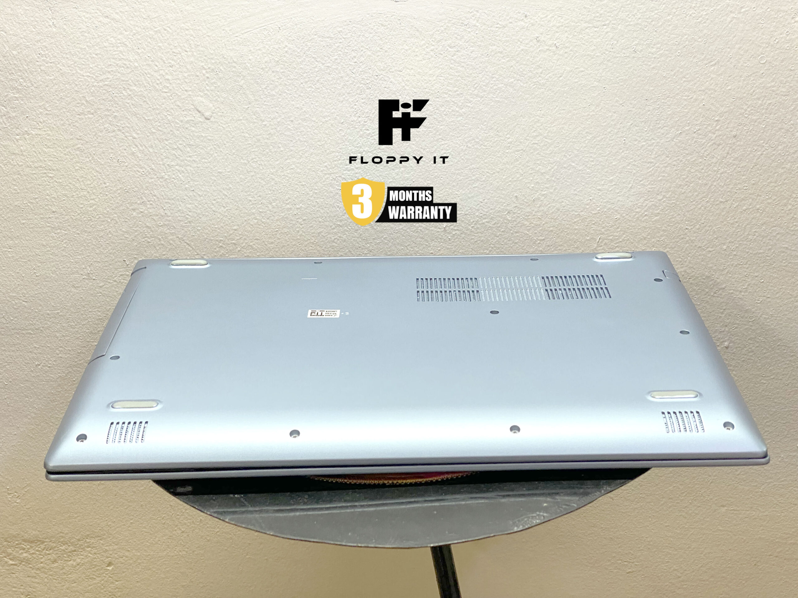 LENOVO IDEAPAD 320 INTEL CORE i5 7TH GENERATION 8GB RAM 256GB SSD 15.6"FHD DISPLAY - Image 3